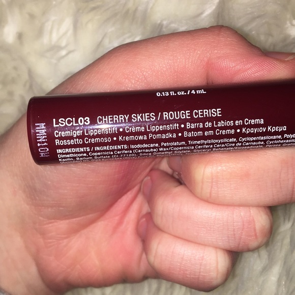 2 NYX Liquid Suede Lipsticks - Picture 3 of 3